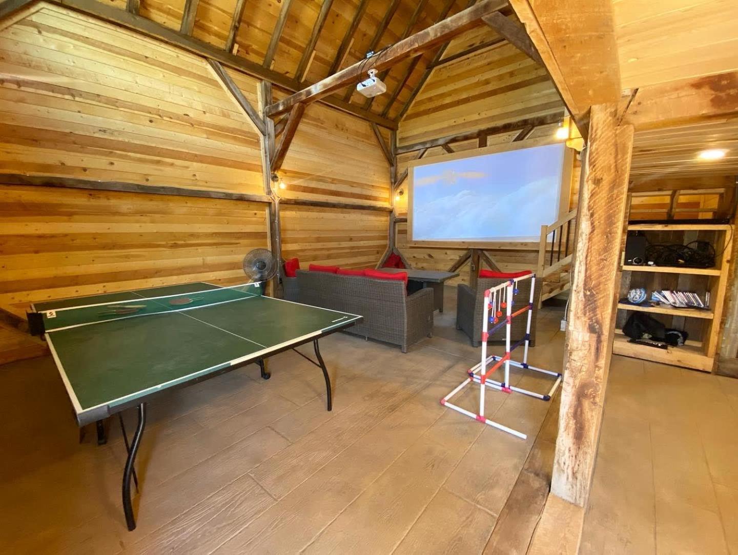 Timber & Tin G 2Bed 2Bath W Pool & Rooftop Deck 커내브 외부 사진