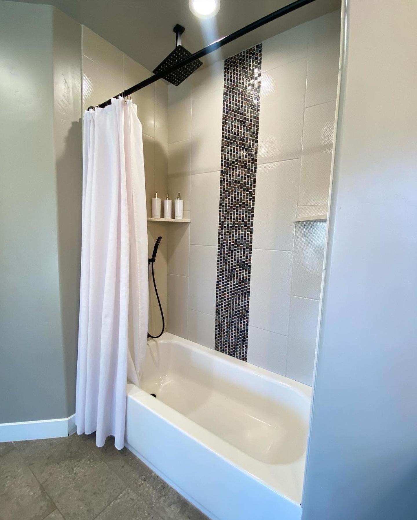 Timber & Tin G 2Bed 2Bath W Pool & Rooftop Deck 커내브 외부 사진